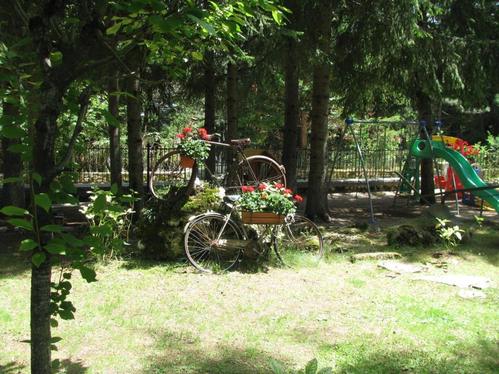 Lh Albergo Il Paradiso Pescasseroli Buitenkant foto