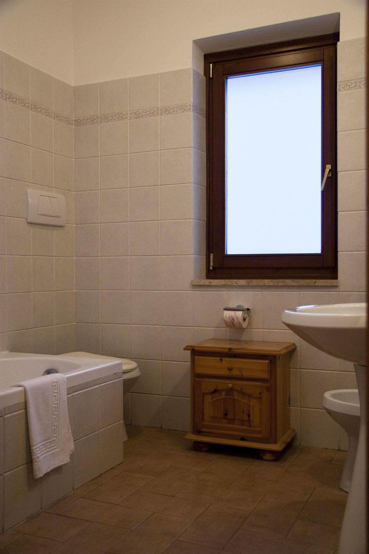 Lh Albergo Il Paradiso Pescasseroli Buitenkant foto